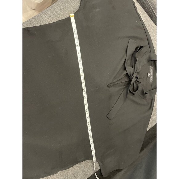 Sweet Rain Black Thin Short Sleeve Tie Front Keyhole Blouse Sz M - Picture 4 of 9